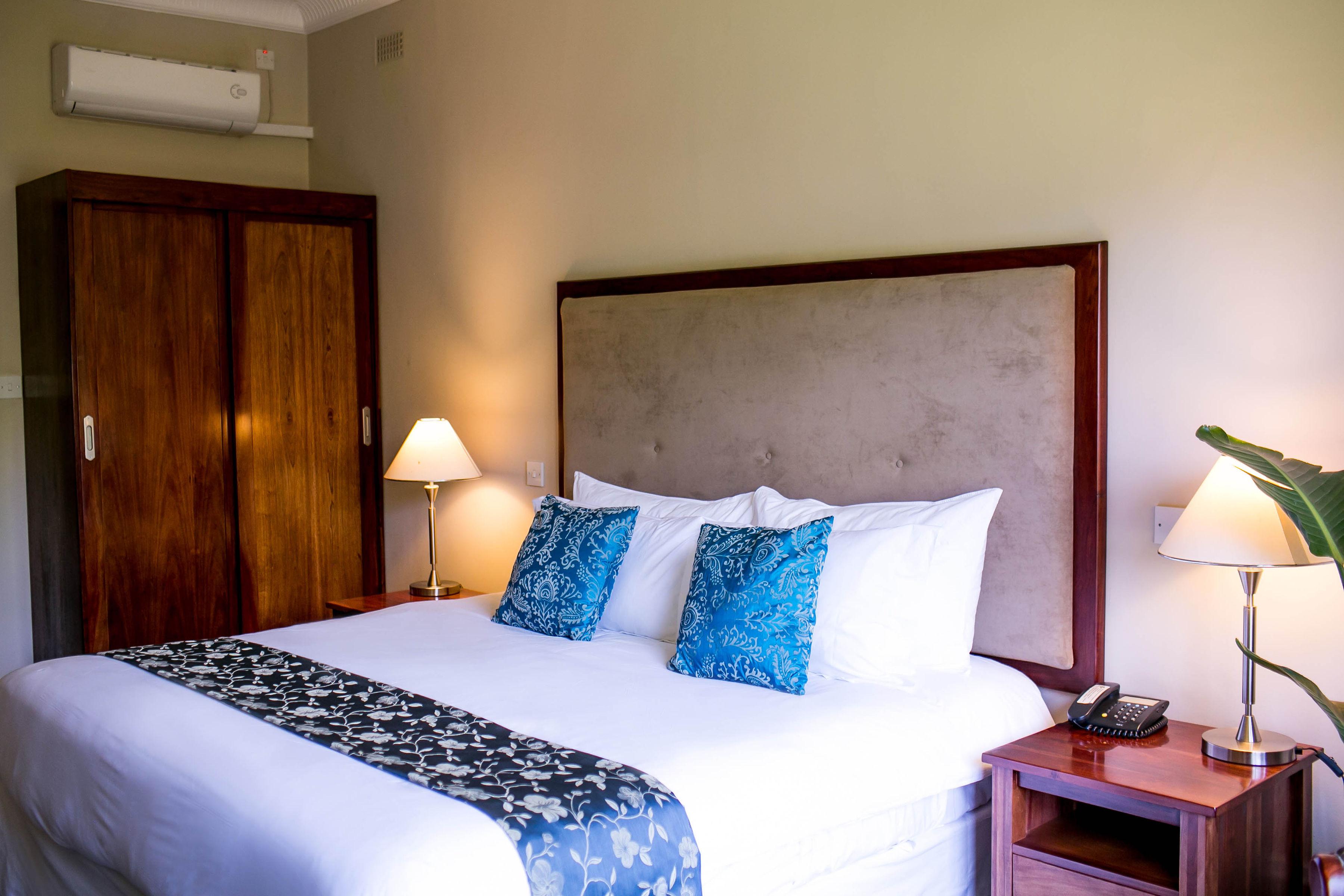 Bronte Hotel Хараре Экстерьер фото