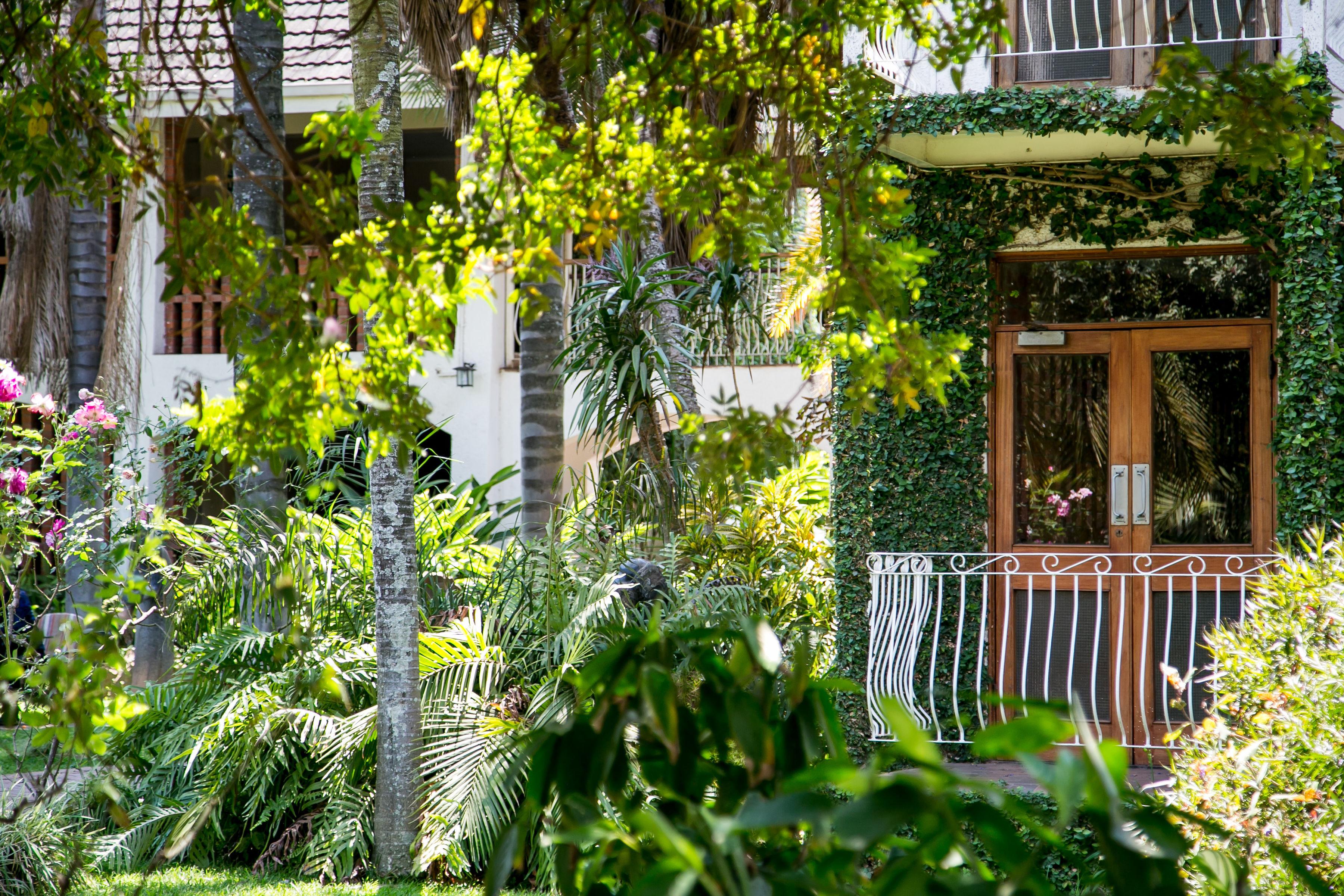 Bronte Hotel Хараре Экстерьер фото