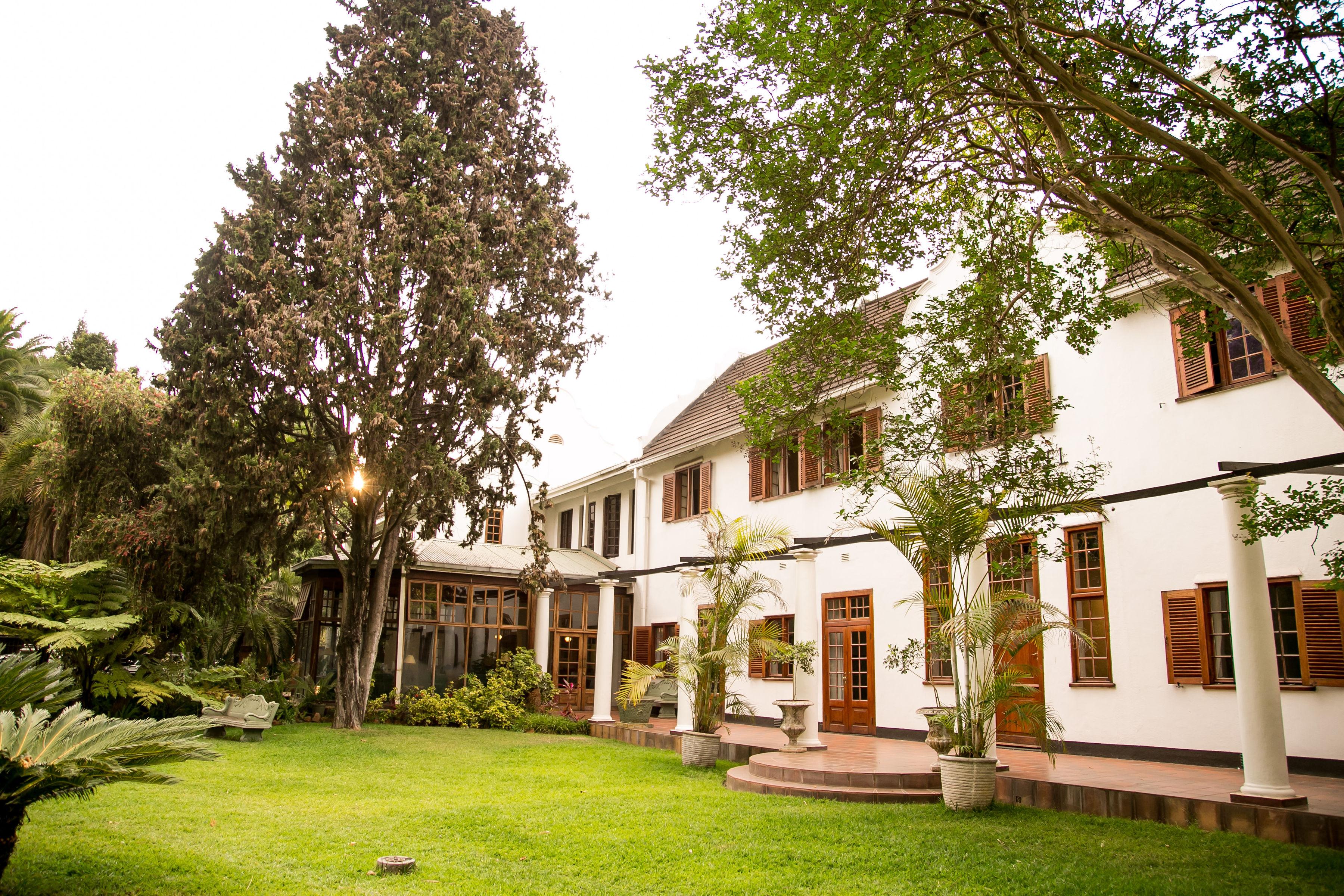 Bronte Hotel Хараре Экстерьер фото