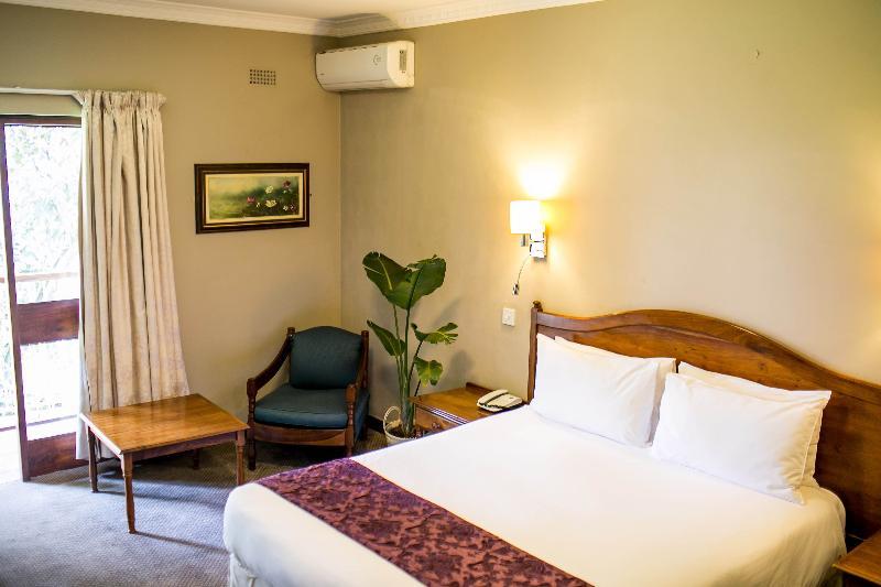 Bronte Hotel Хараре Экстерьер фото